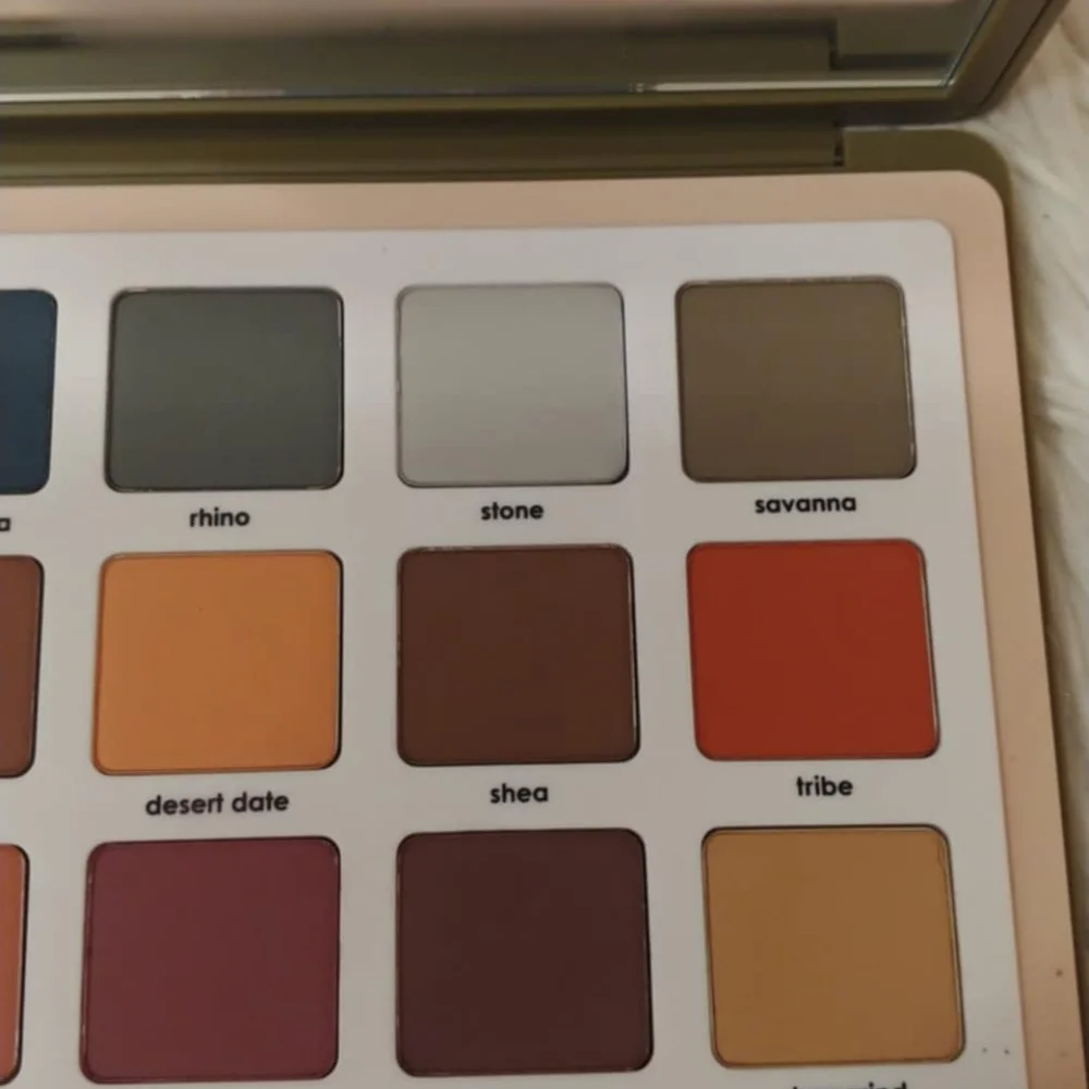 💖FIRM! NWT NATASHA DENONA SAFARI EYESHADOW PALETTE (DISCONTINUED)